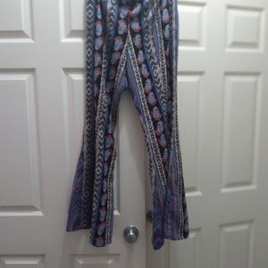 Love Fire 🔥 flare zip pants